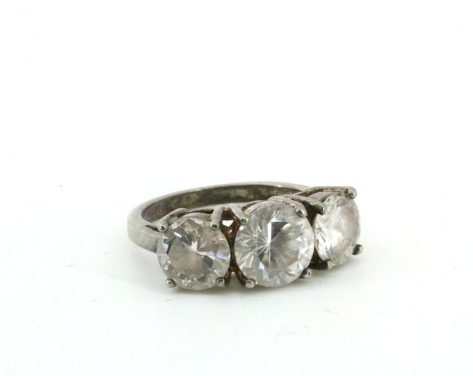 Size 6 Three Large Round Crystals Vintage Engagement Ring  925 Sterling Silver RG 2748