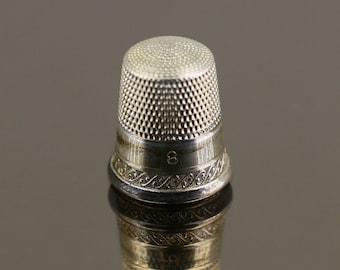 Vintage Wavy Beaded Shiny Design Sewing Thimble Size 8 925 Sterling OT 1302