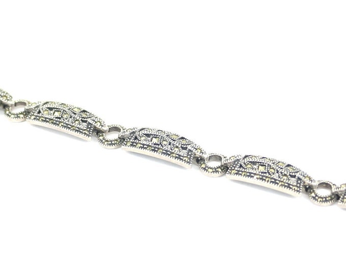Vintage Bracelet  Marcasite Beautiful Design 925 Sterling Silver Bracelet  BR 522