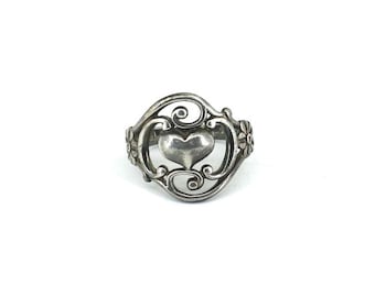 Vintage Size 8 Heart Love Scroll  Filigree Design Ring 925 Sterling RG 4705