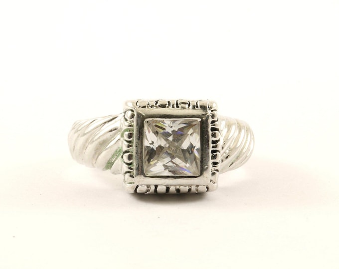 Vintage Size 7 Sparkling Princess Cut Crystal Ring 925 Sterling Silver Rg 805