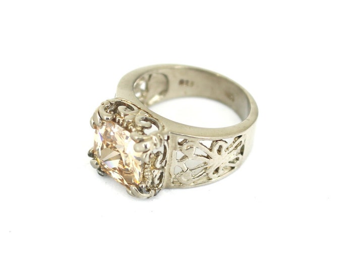 Vintage Size 8 Uptown Yellow Citrine Crystal Cocktail Ring  925 Sterling RG3573