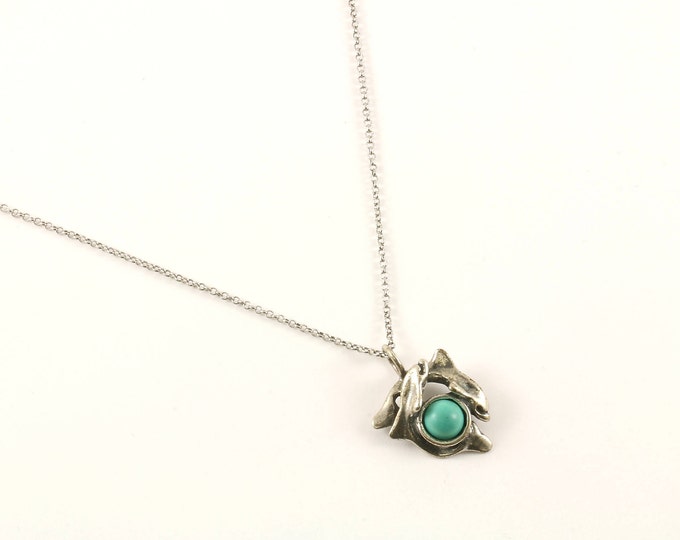 Vintage Beautiful Dolphin Turquoise Design Necklace 925 Sterling Silver NC 1108