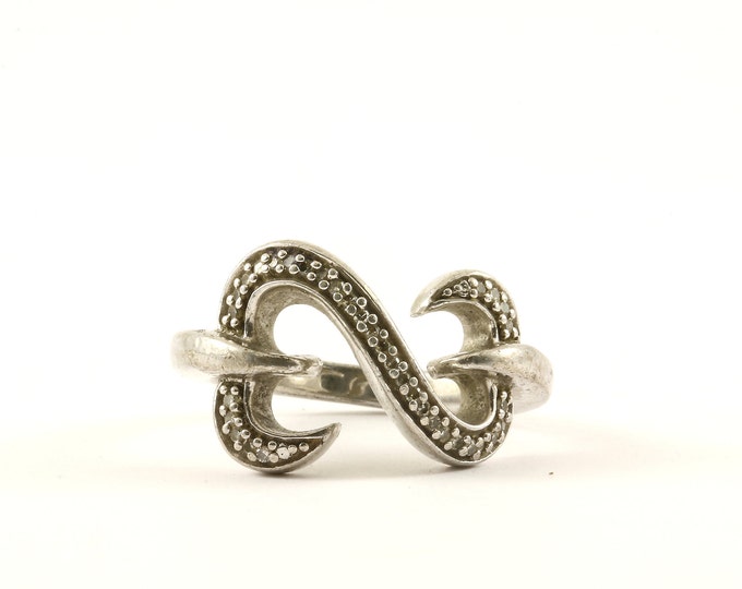 Vintage Size 6.75 Natural Diamonds Scroll Heart Love Infinity Design Ring 925 Sterling RG 2094