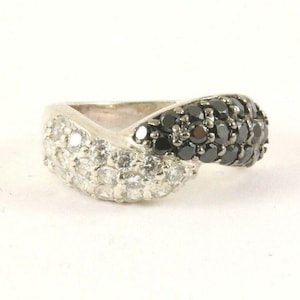 Vintage Silver Black & White Crystals Design Ring 925 Sterling Silver RG 3810