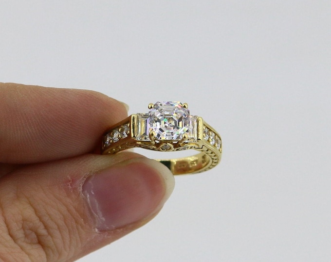 Size 7 Shiny Asscher Cut White Crystals CZ Gold Plated Classy Design Ring 925 Sterling Silver RG 2045K