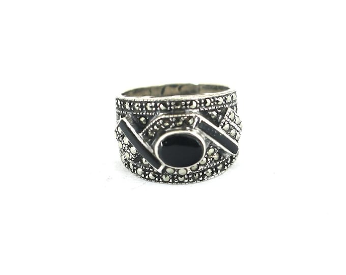 Vintage Black Onyx Marcasite Stones Dome Small Design Signet Ring 925 Sterling Silver Size 8.5 RG 1322