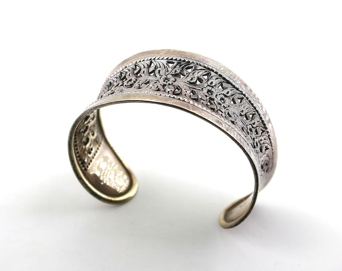 Vintage Thailand Cut Scroll Flower Floral Design Cuff Bracelet 925 Sterling Silver BR 227