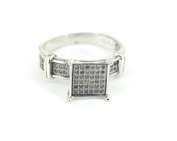Vintage Size 8  Elegant Large  White CZ Crystals Design Ring  925 Sterling Silver RG 4737