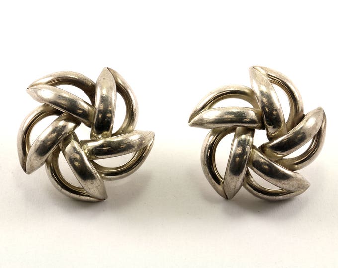 Vintage Floral Design Stud Earrings 925 Sterling ER 442