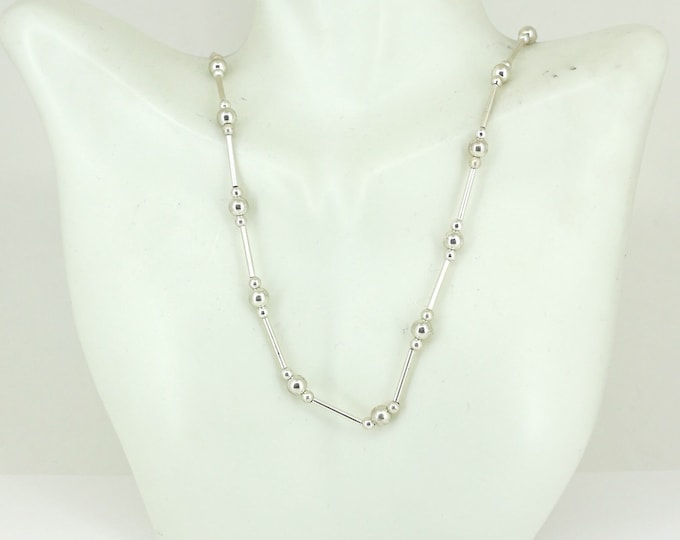 Vintage 17 In  RLL Stick Beads Beaded Toggle Clasp Necklace Sterling Silver Chain NC 1655