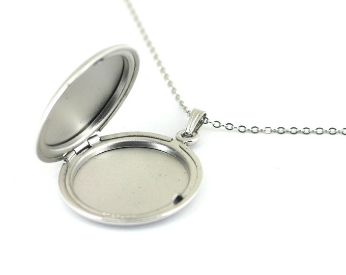 Vintage Puffy Round Locket Design Necklace 925 Sterling Silver NC 654