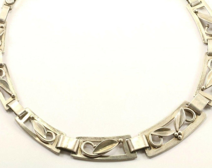 Vintage Women's 3d Leaf Design Necklace 925 Sterling Nc 382