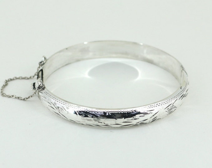 Vintage Medium Beautiful Round Etched Scrolls Leaves Design Bangle Bracelet 925 Sterling BR 302