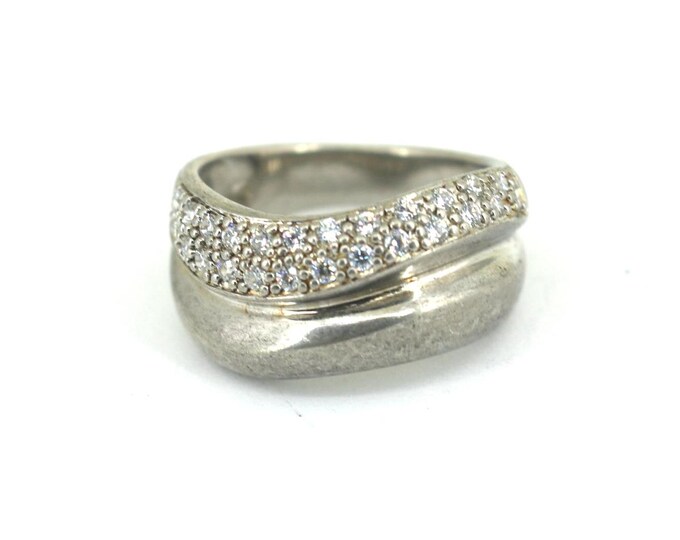 Vintage Elegant Wave White Crystals CZ Design Band Ring 925 Sterling Silver Size 7 RG 2057