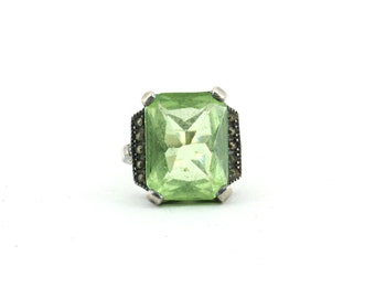Vintage Size 6 Marcasite Stones & Green Crystal Design Ring 925 Sterling Silver RG 3199