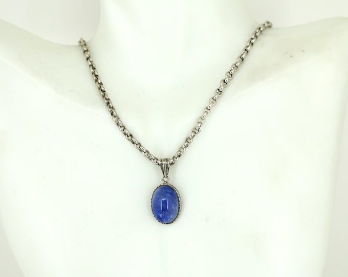 Vintage WP Lapis Lazuli Oval Design Pendant Box Chain Necklace 925 Sterling Silver NC 1710
