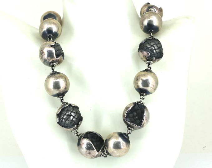 Vintage 21 Inch Italy Beaded Design Chain Necklace 925 Sterling NC 2058