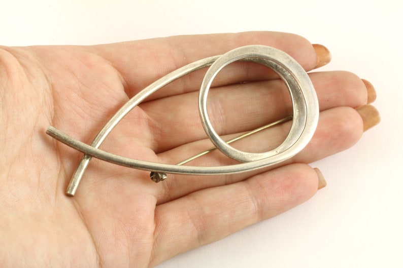 Vintage Silver Large Fish Symbol Design PinBrooch 925 Sterling BB 1579