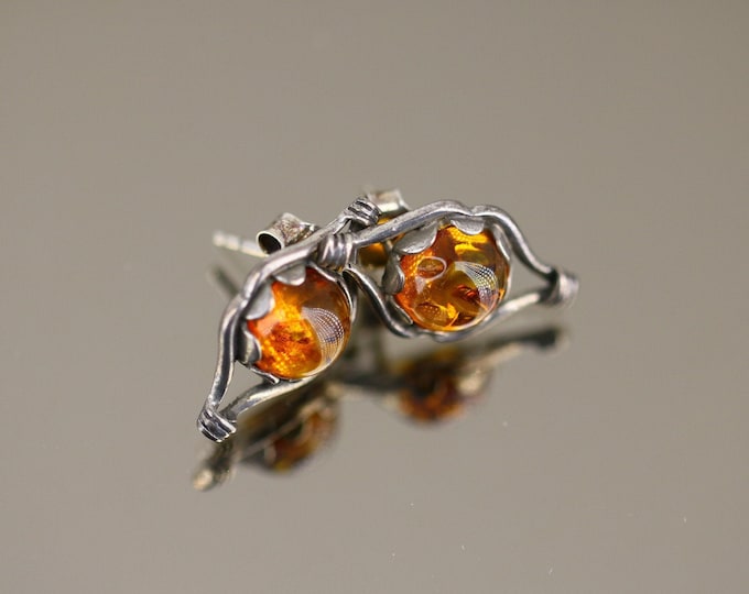Vintage Beautiful Beaded Scroll Natural Amber Design Stud Earrings Sterling 925 ER 1480