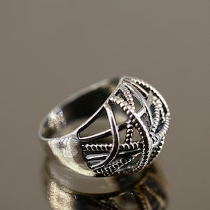 Vintage Size 8.75 Beautiful Open Cut Scroll Twisted Design Braided Ring 925 Sterling Silver Rg 216