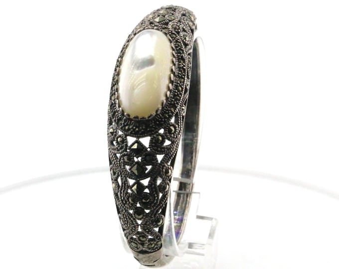 Vintage Mother Of Pearl & Marcasite  Design Bracelet 925 Sterling BR 1923