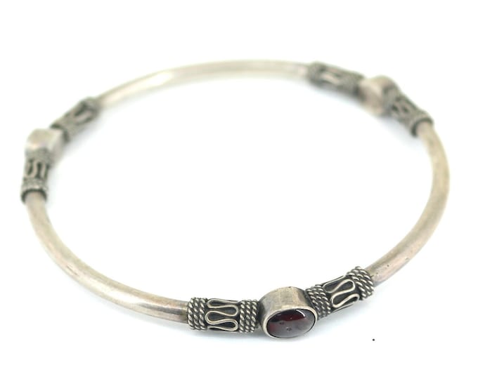 Vintage Indonesian Inlaid Three Stone Red Crystals Bangle Bracelet Sterling Silver BR 105
