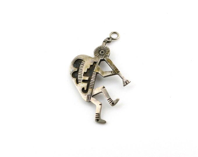 Vintage Navajo Dancing Playing Flute Creature Native American Design Pendant 925 Sterling PD 2061L