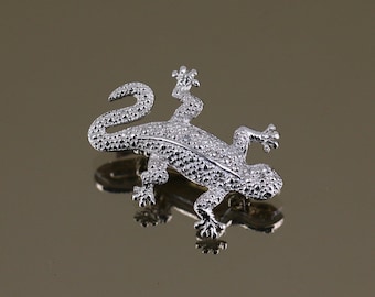 Sterling Silver Gecko Brooch with Diamonds Reptile Jewelry BB 2311