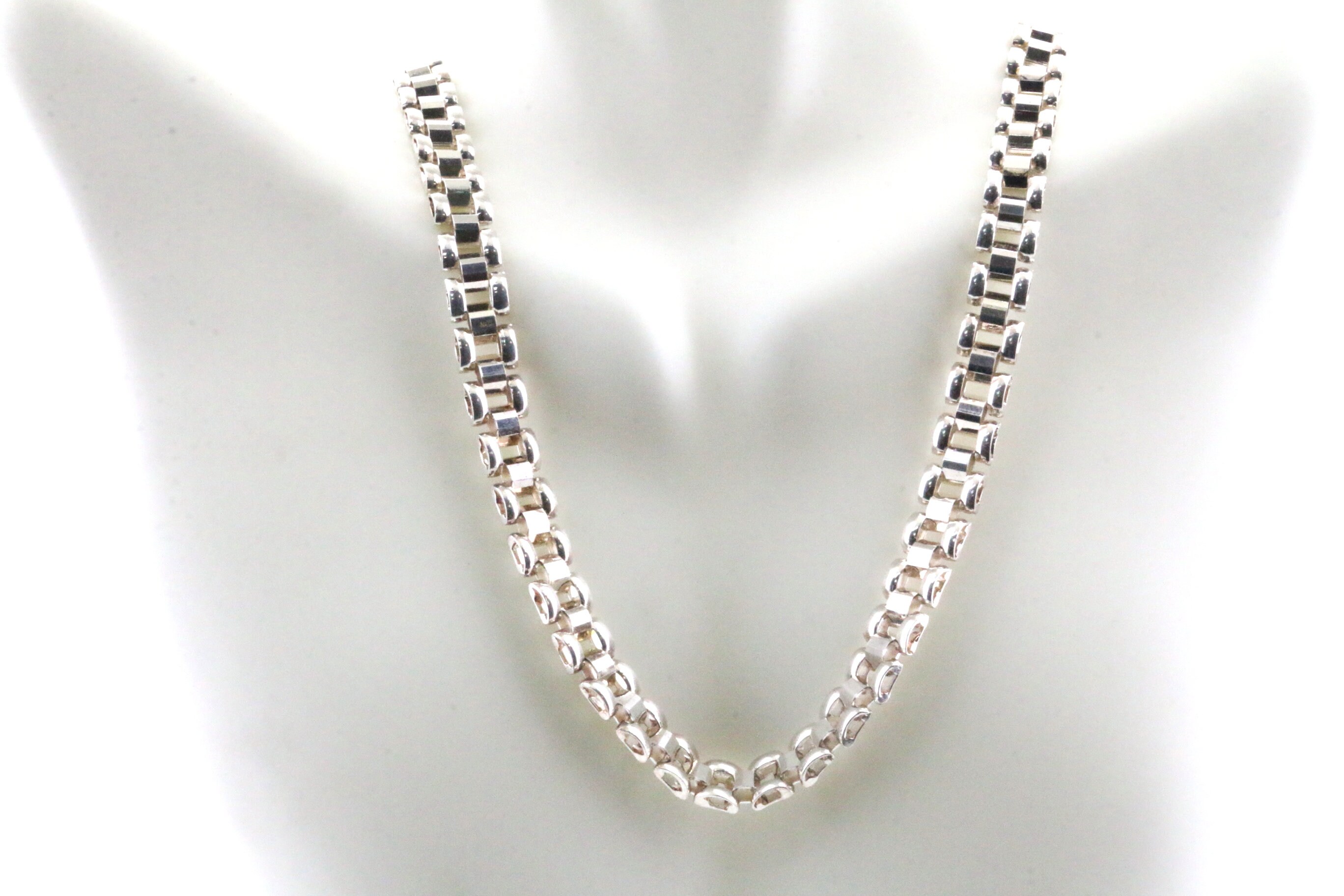 Vintage 16 Inch Unisex Italy Flat Links 925 Sterling Silver Chain 