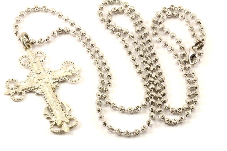 Vintage Cross Religious Necklace Silver NC 902