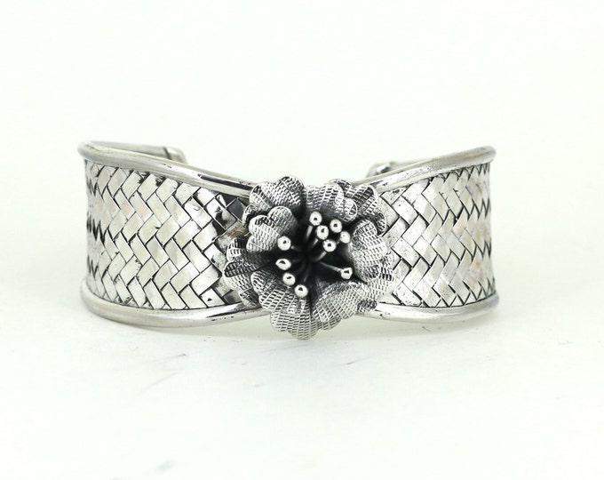 Vintage Handcrafted Flower Bangle Cuff Bracelet  925 Sterling Silver BR 3955