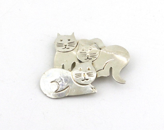 Vintage Three Cats Kitty Kittens Feline Animal Design Brooch Sterling Silver 925 BB 2341S
