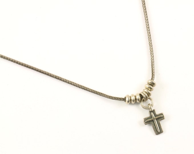 Vintage 17 Inch Israel Religious Small Cross Design Necklace 925 Sterling Silver NC 1662