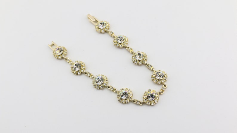 Vintage Sparkling White Crystals CZ Flowers Floral Design Tennis Chain Bracelet 925 Sterling Silver BR 852L