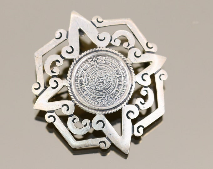 Vintage Beautiful Aztec Mayan Calendar Design Pin/Brooch 925 Sterling BB 1817