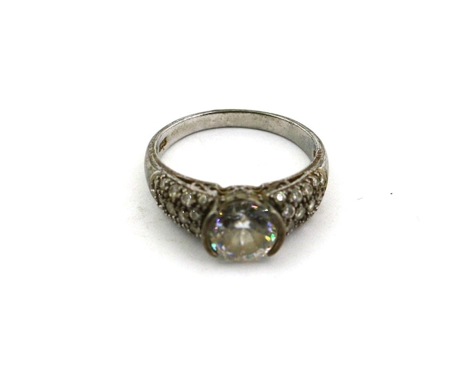 Vintage Size 8 Sparkling Round White Crystals CZ Tarnished Design Ring 925 Sterling Silver RG 3366S