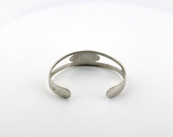 Vintage Italy Beautiful Diamond Cut Open Floral Design Cuff