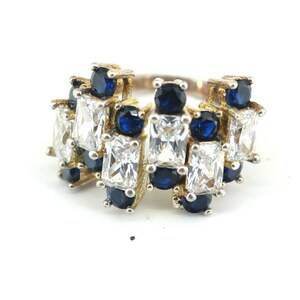 Vintage Size 5.5 Beautiful Blue And White Crystals CZ Ring 925 Sterling Silver RG 4451