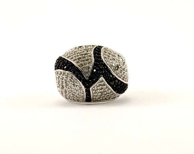 Vintage Dome Shape Crystal Design Ring 925 Sterling RG 3536