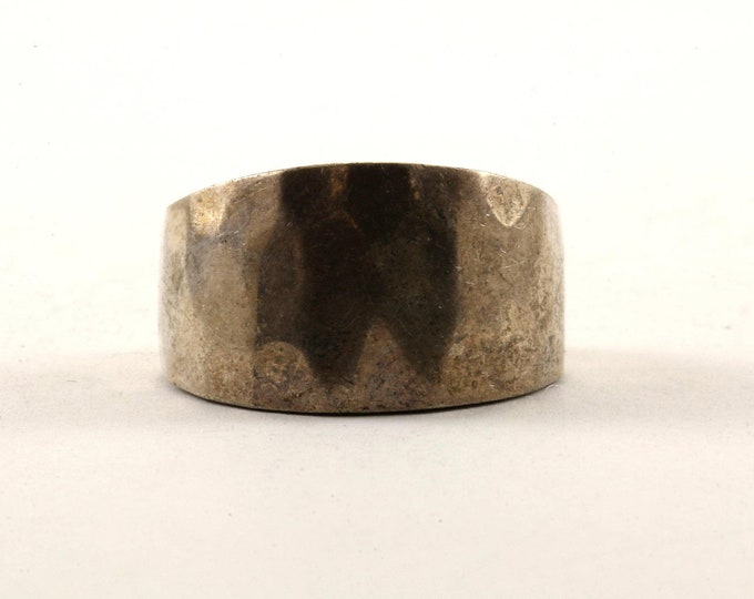 Vintage Size 6 Round Design Hammered Ring 925 Sterling Silver  Rg 417