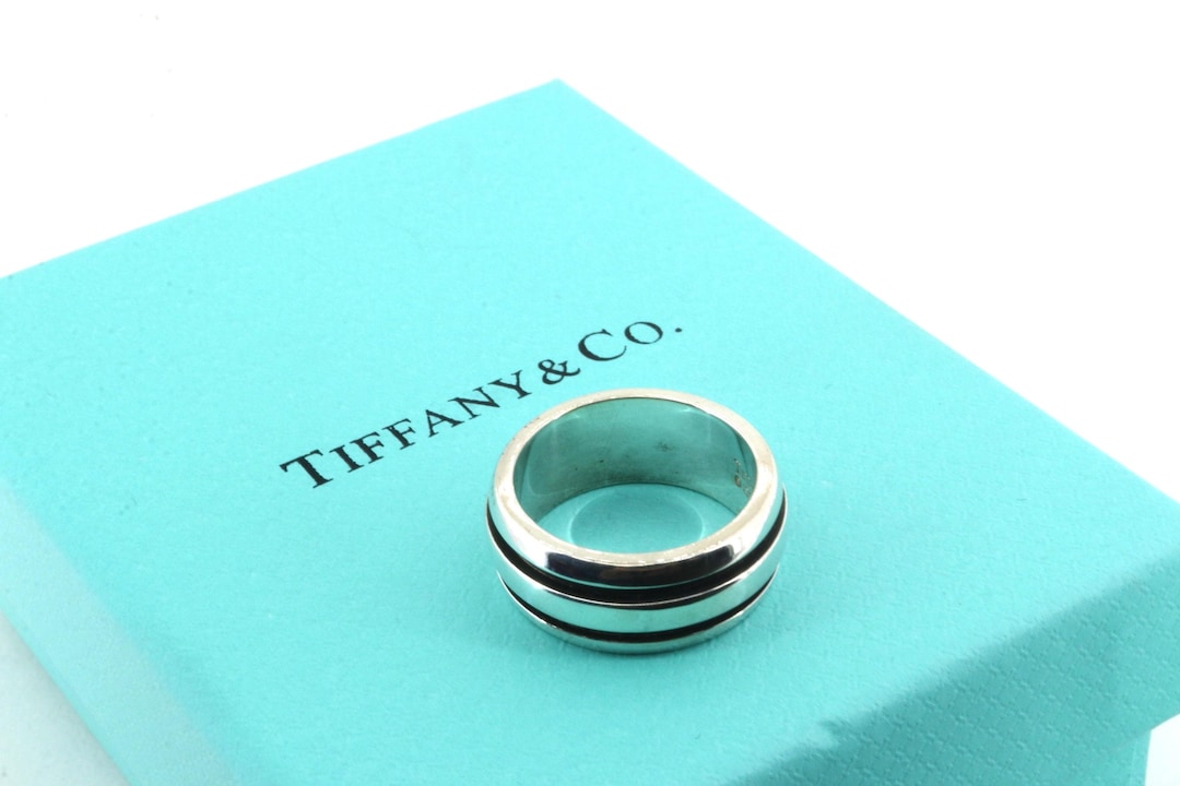 Authentic Tiffany & Co Band Ring 925 Sterling Silver Size 8 RG