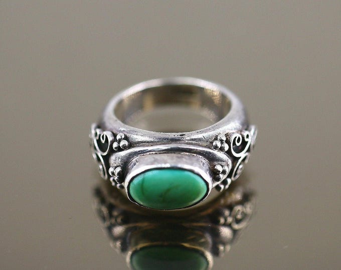 Vintage Oval Shape Green Turquoise Stone Scroll Band Design Ring 925 Sterling Size 6.75 RG 4351