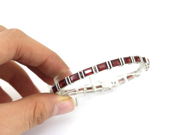 Vintage Thailand Sparkling Deep Red  Cubic Zirconia Crystal Tennis Bracelet Sterling Silver BR 1114