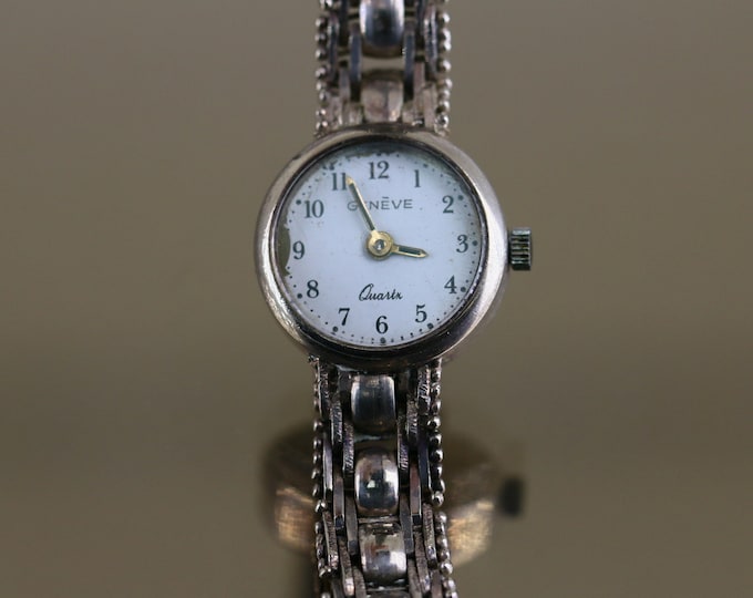 Vintage Italy Geneve Elegant Beaded Shiny Square Links Quartz Watch 925 Sterling Silver NR 44