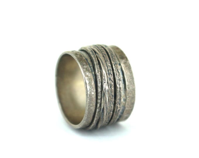 Vintage Beautiful Israel Hammered Wide Band Design Ring 925 Sterling RG 4267