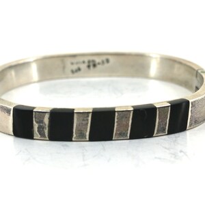 Vintage Size 6 in Onyx Hinged Mexico Bracelet 925 Sterling Br 928
