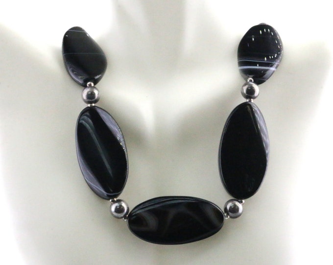 This is Vintage Black  Agate Beads  Design Necklace 925 Sterling Silver NC 2176