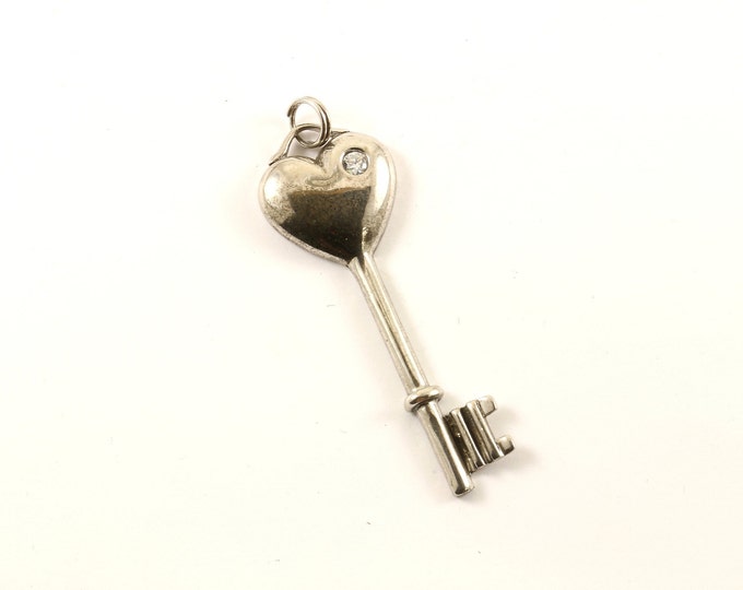 Vintage Key To My Heart Design Pendant 925 Sterling  PD 1539