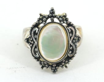 Vintage Size 6 Handmade Mother of Pearl Band Ring Sterling Silver RG 4505